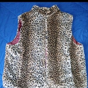 Donna Salyers Fabulous Furs Leopard Print Faux Fur Vest